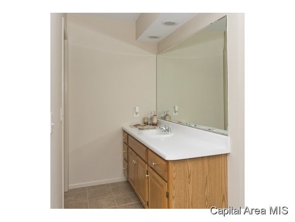 103 Bellerive Road Springfield, IL 62704 - Photo 13 of 19