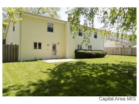103 Bellerive Road Springfield, IL 62704 - Photo 17 of 19