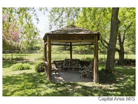 103 Bellerive Road Springfield, IL 62704 - Photo 18 of 19