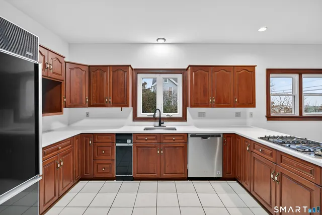 $10,000 | 82 Limewood Avenue, Branford, CT 06405