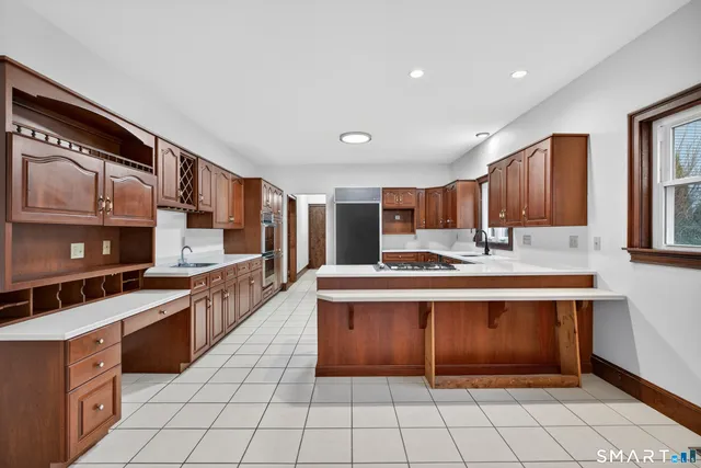 $10,000 | 82 Limewood Avenue, Branford, CT 06405