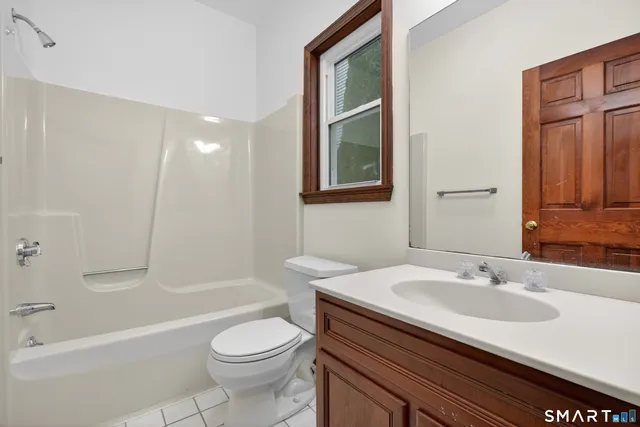 $10,000 | 82 Limewood Avenue, Branford, CT 06405