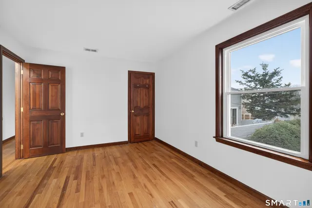 $10,000 | 82 Limewood Avenue, Branford, CT 06405