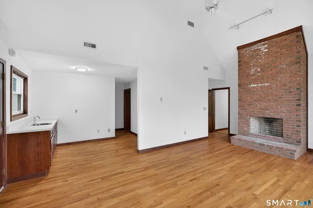 $10,000 | 82 Limewood Avenue, Branford, CT 06405