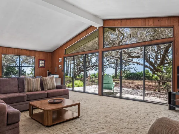 $719,000 | 17 South Bay Shore Drive, Eastpoint, FL 32328