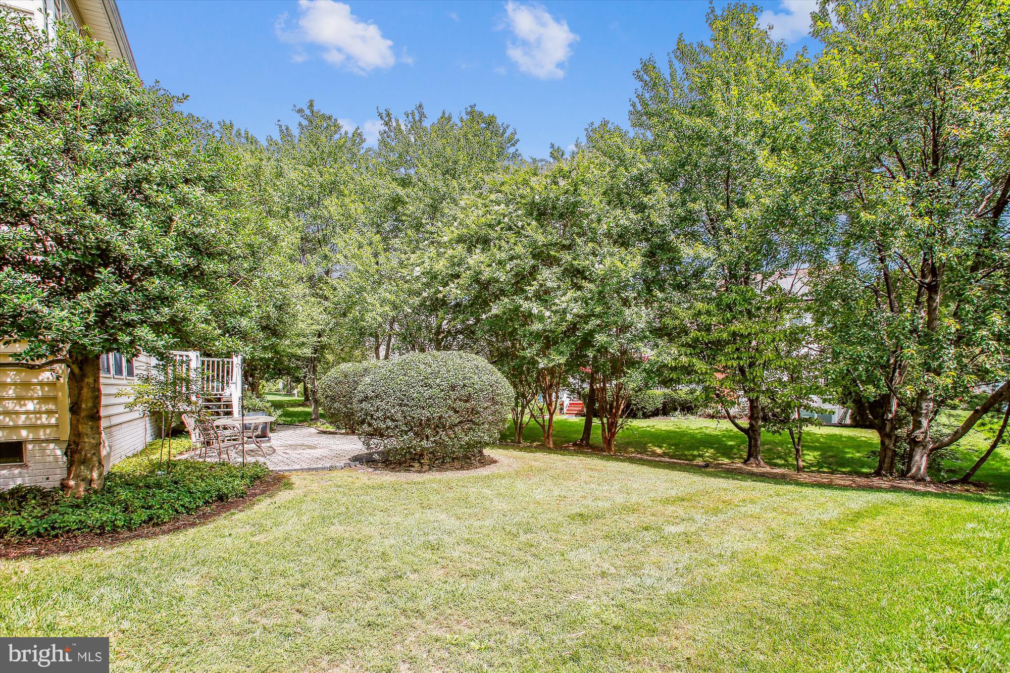 2303 Hurlingham Lane Reston, VA 20191 - Photo 5 of 8