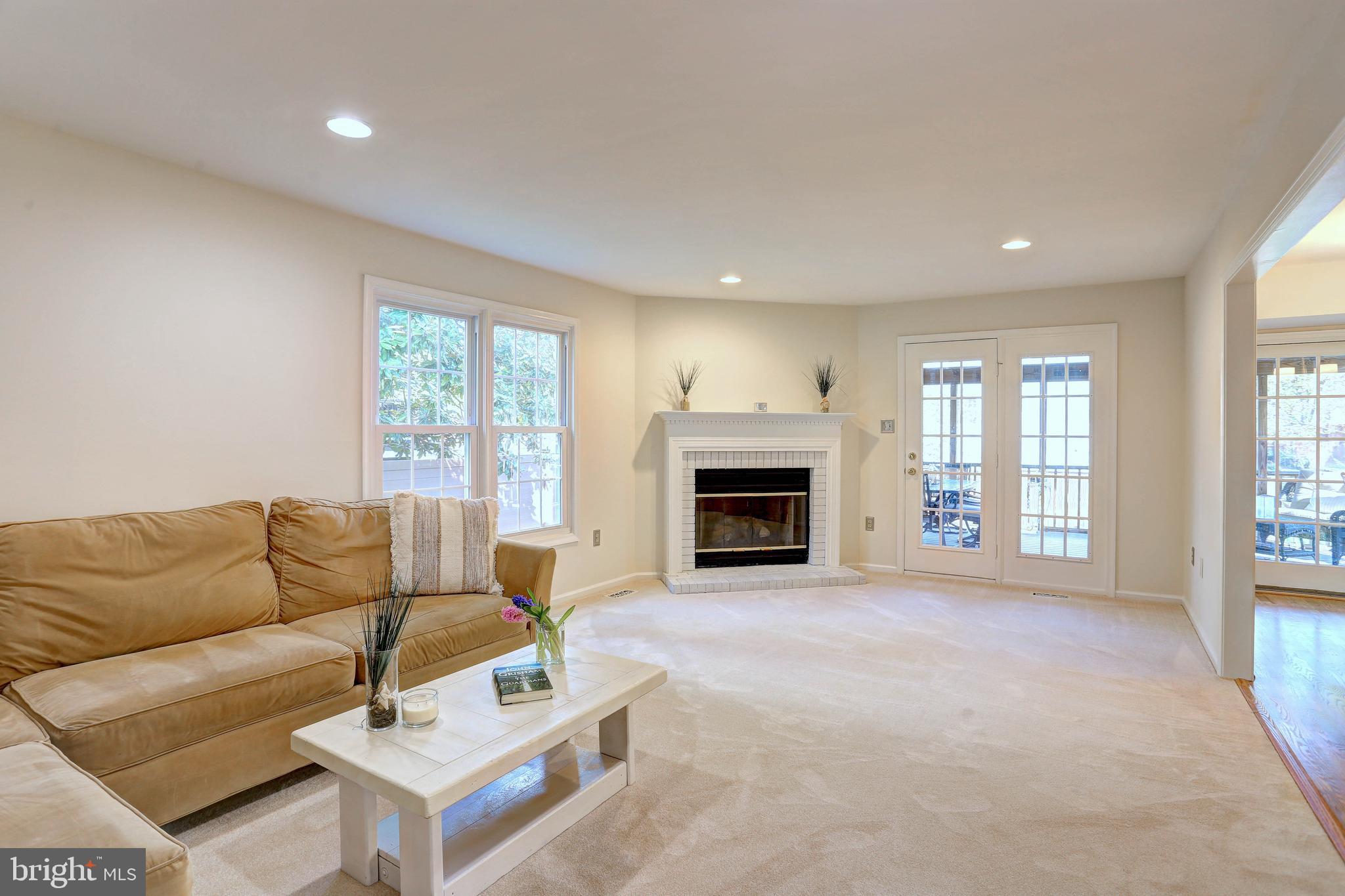 18 Franklin Tree Court Catonsville, MD 21228 - Photo 14 of 68