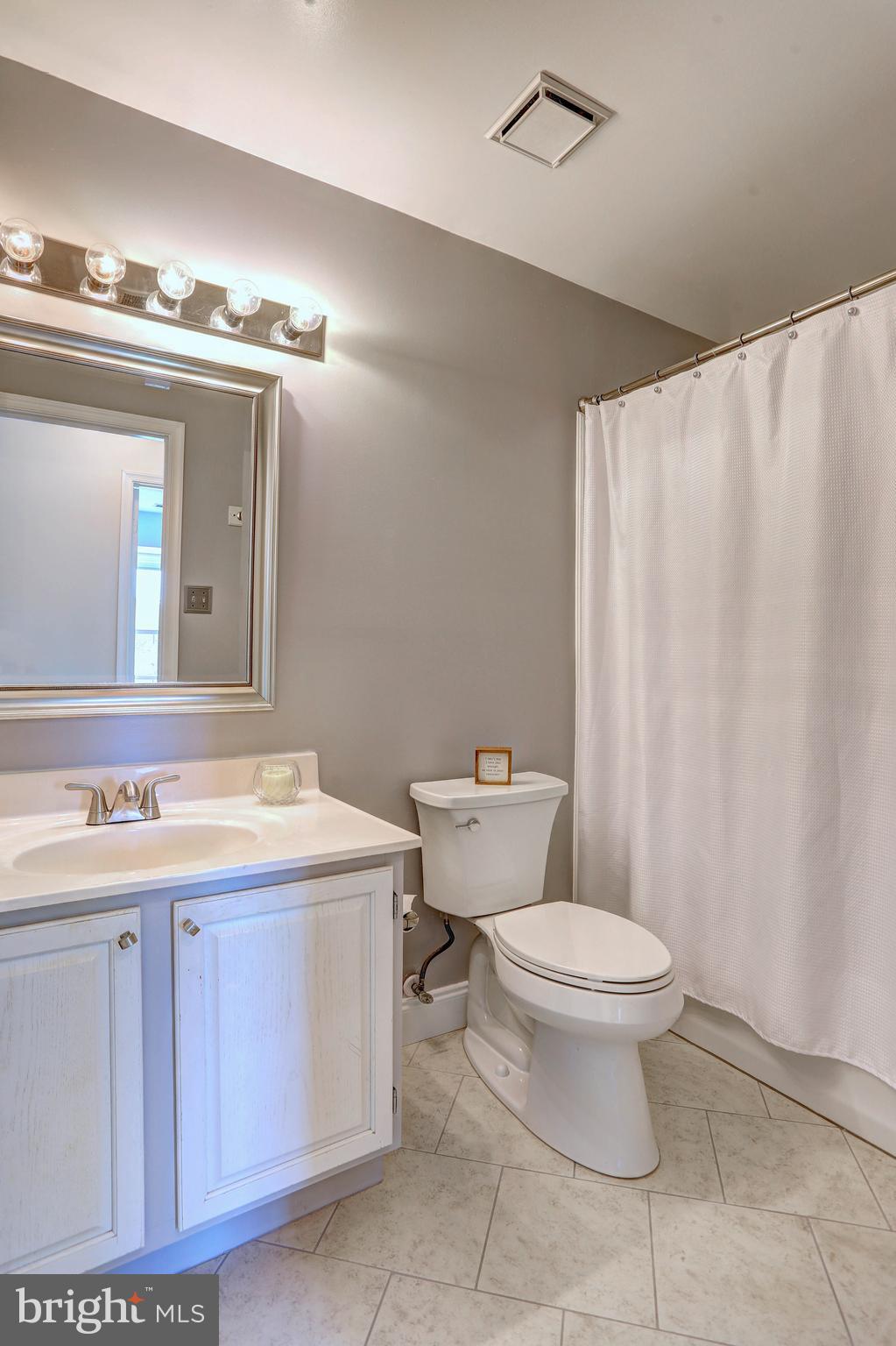 18 Franklin Tree Court Catonsville, MD 21228 - Photo 29 of 68