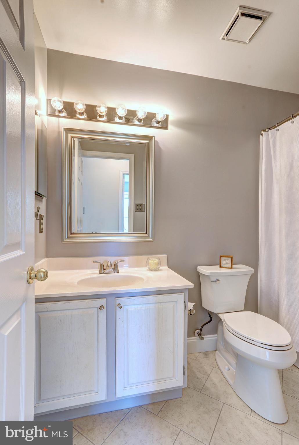 18 Franklin Tree Court Catonsville, MD 21228 - Photo 30 of 68
