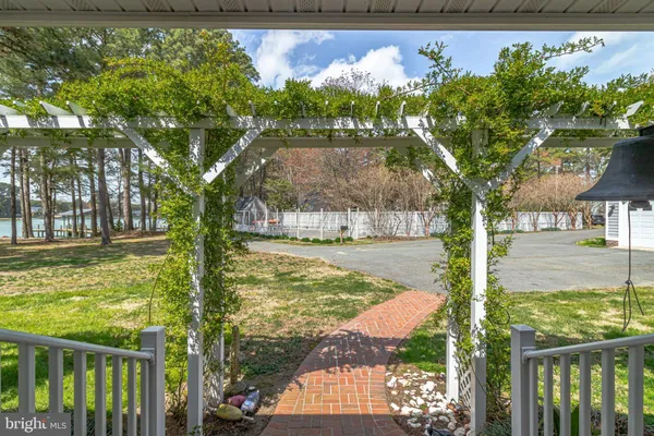 $1,995,000 | 672 Taskmaker Lane, Reedville, VA 22539