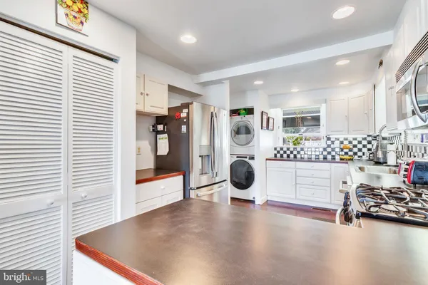 $1,995,000 | 672 Taskmaker Lane, Reedville, VA 22539