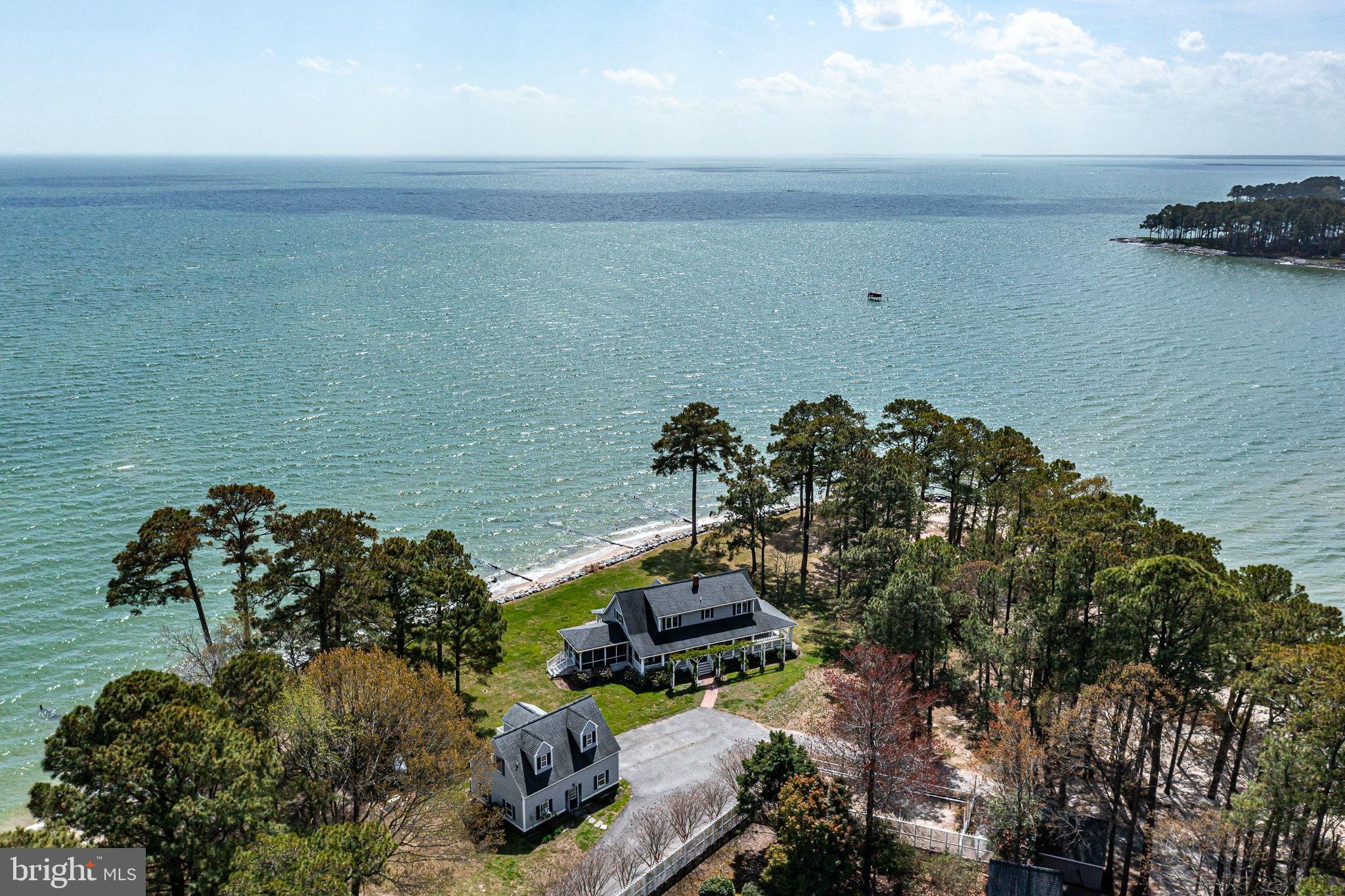 672 Taskmaker Lane Reedville, VA 22539 - Photo 4 of 114