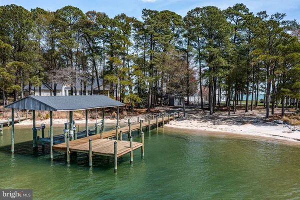 $1,995,000 | 672 Taskmaker Lane, Reedville, VA 22539