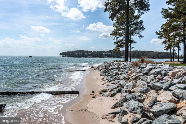 $1,995,000 | 672 Taskmaker Lane, Reedville, VA 22539