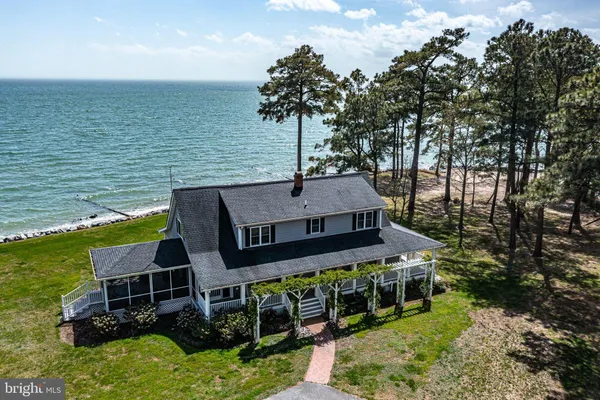 $1,995,000 | 672 Taskmaker Lane, Reedville, VA 22539