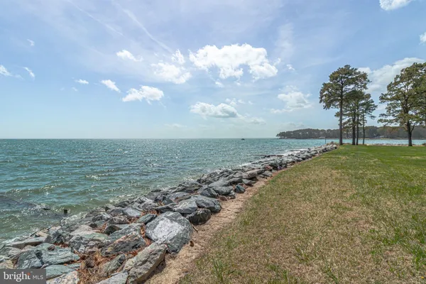 $1,995,000 | 672 Taskmaker Lane, Reedville, VA 22539