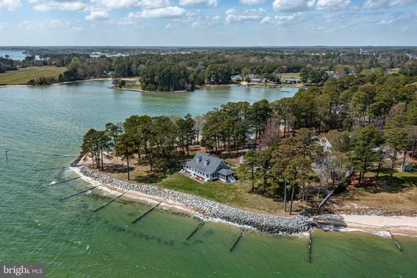 $1,995,000 | 672 Taskmaker Lane, Reedville, VA 22539