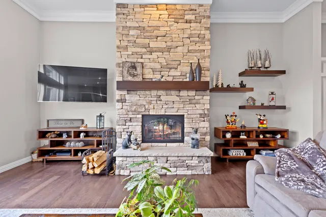 $1,699,900 | 5343 Sundust Court, De Pere, WI 54115