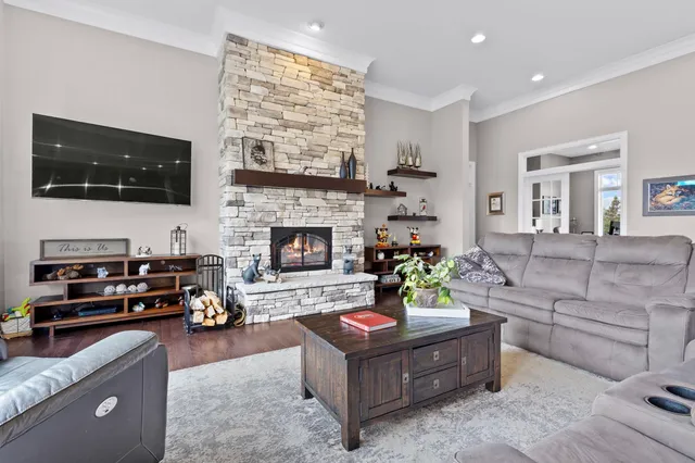 $1,699,900 | 5343 Sundust Court, De Pere, WI 54115