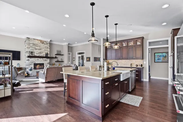 $1,699,900 | 5343 Sundust Court, De Pere, WI 54115