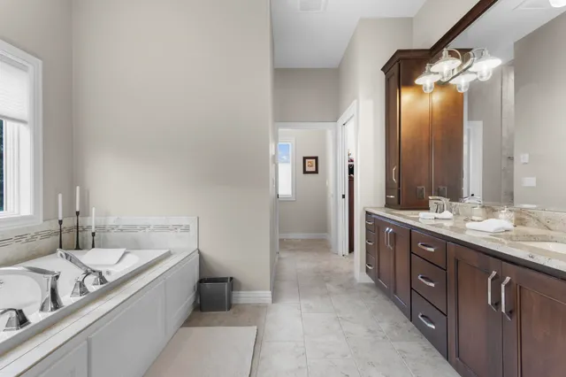 $1,699,900 | 5343 Sundust Court, De Pere, WI 54115