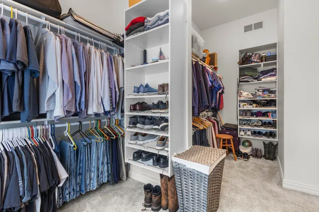 $1,699,900 | 5343 Sundust Court, De Pere, WI 54115