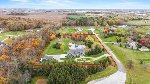 $1,699,900 | 5343 Sundust Court, De Pere, WI 54115