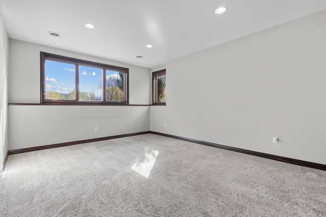 $1,699,900 | 5343 Sundust Court, De Pere, WI 54115