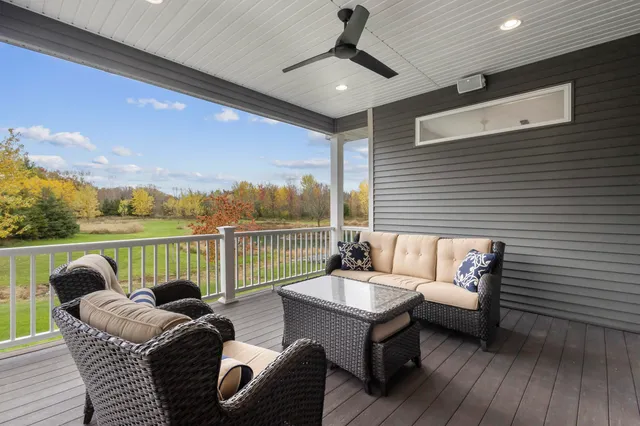 $1,699,900 | 5343 Sundust Court, De Pere, WI 54115