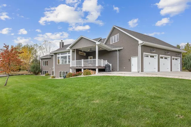 $1,699,900 | 5343 Sundust Court, De Pere, WI 54115