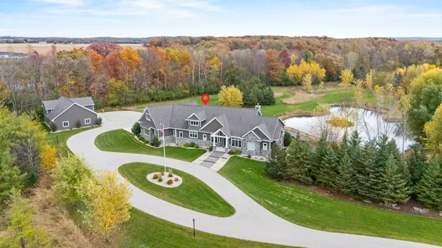$1,699,900 | 5343 Sundust Court, De Pere, WI 54115