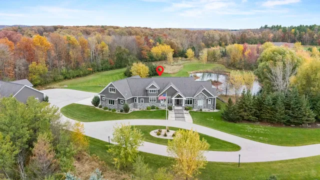 $1,699,900 | 5343 Sundust Court, De Pere, WI 54115