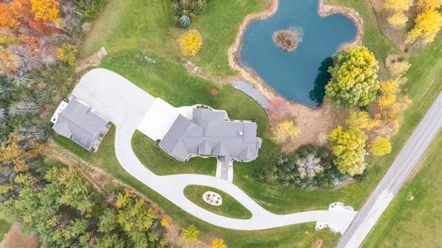 $1,699,900 | 5343 Sundust Court, De Pere, WI 54115