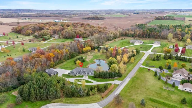 $1,699,900 | 5343 Sundust Court, De Pere, WI 54115