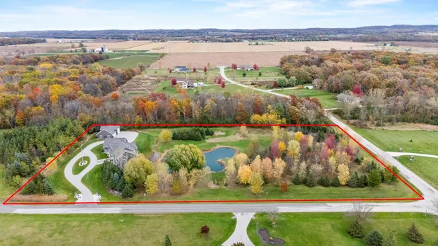 $1,699,900 | 5343 Sundust Court, De Pere, WI 54115
