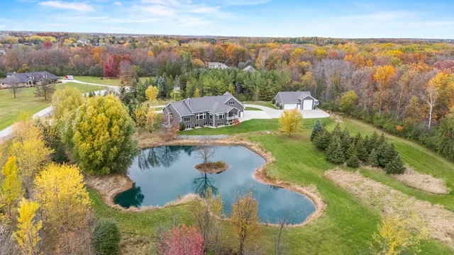 $1,699,900 | 5343 Sundust Court, De Pere, WI 54115