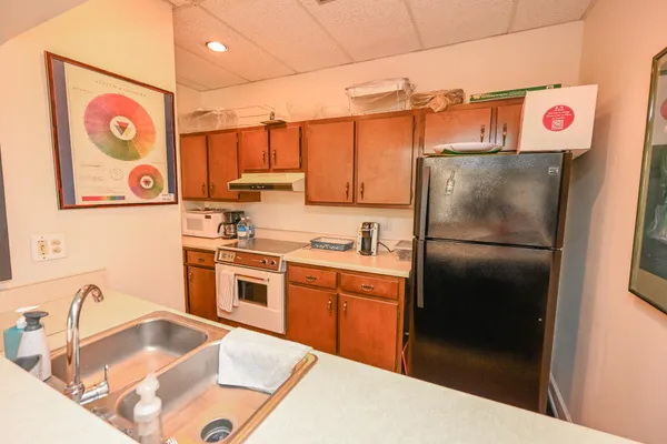 $98,500 | 2277 Union Avenue, Unit 408, Memphis, TN 38104