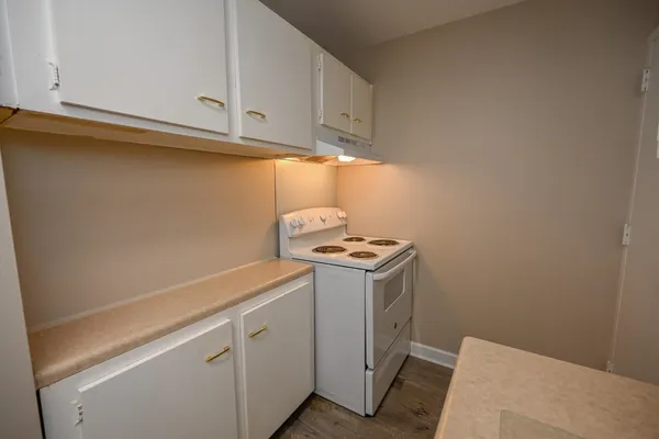 $98,500 | 2277 Union Avenue, Unit 408, Memphis, TN 38104