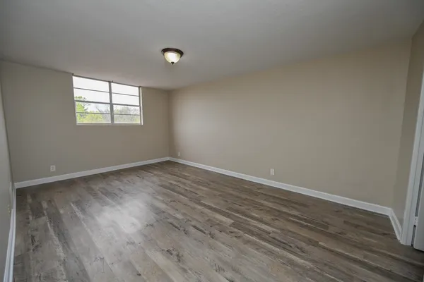 $98,500 | 2277 Union Avenue, Unit 408, Memphis, TN 38104