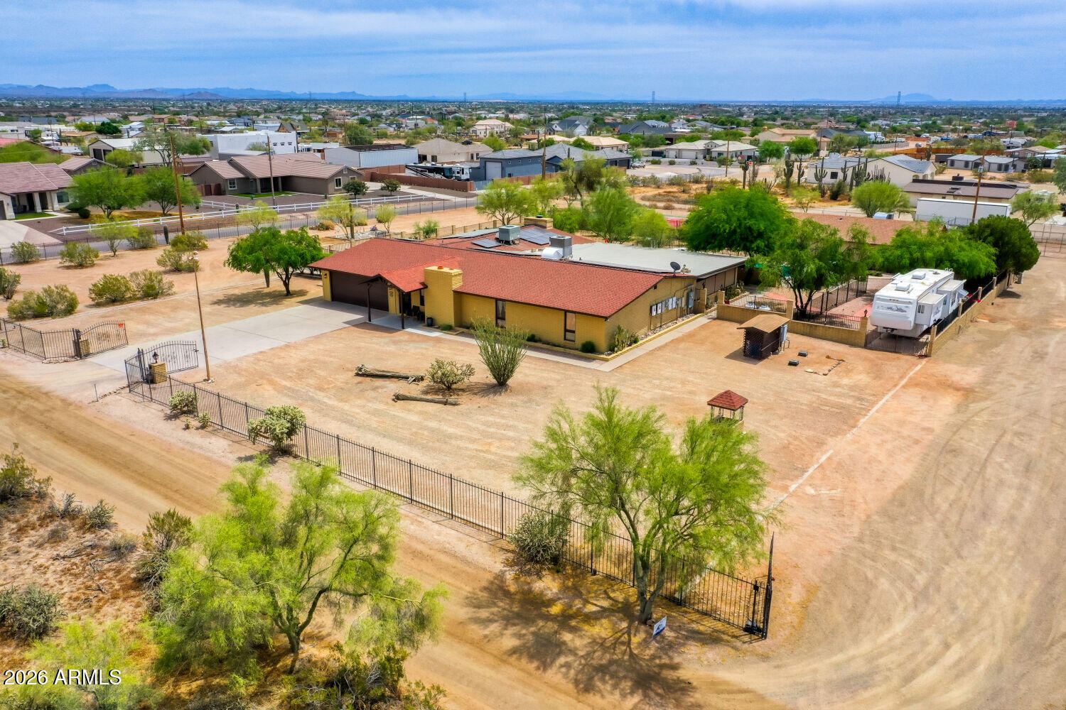 10226 East Iris Road Mesa, AZ 85207 - Photo 44 of 53 10226 E Iris Rd - Web Quality - 003 - 03