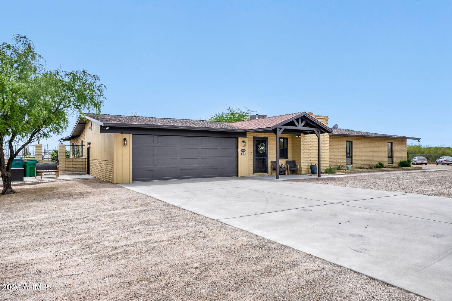 10226 East Iris Road Mesa, AZ 85207 - Photo 4 of 53 Front of Home w/oversized 2 Car Garage