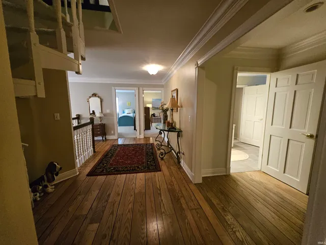 $889,500 | 16 Johnson Place, Evansville, IN 47714