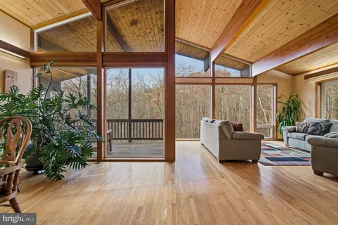 $799,900 | 7170 Brooks Road, Highland, MD 20777