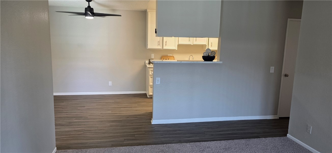 10601 Diana Avenue, Unit 408 Riverside, CA 92505 - Photo 5 of 10 a view of a mirror