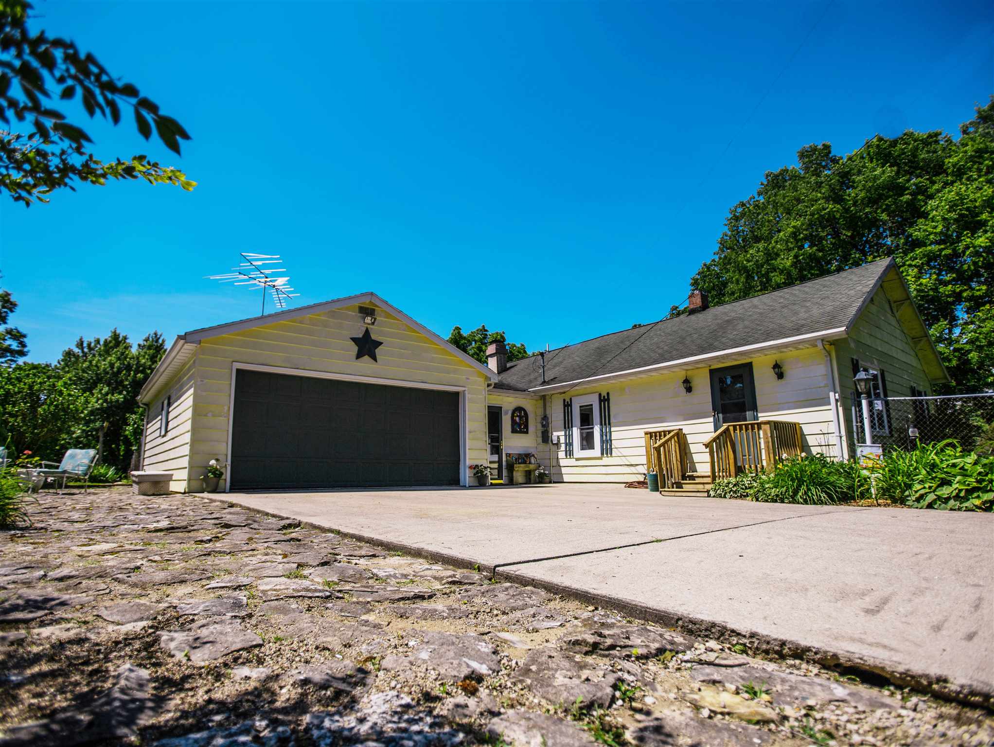 10001 Mathis Selma, IN 47383 - Photo 1 of 19 Gallery Image 1