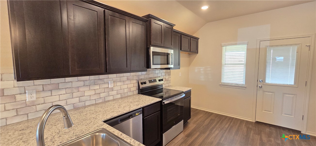 322 Monty Road Copperas Cove, TX 76522 - Photo 6 of 19