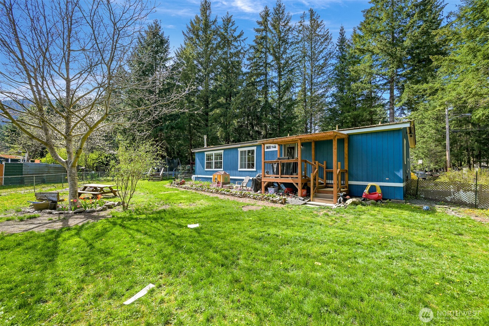 8118 Pony Express Way Maple Falls, WA 98266 - Photo 23 of 40