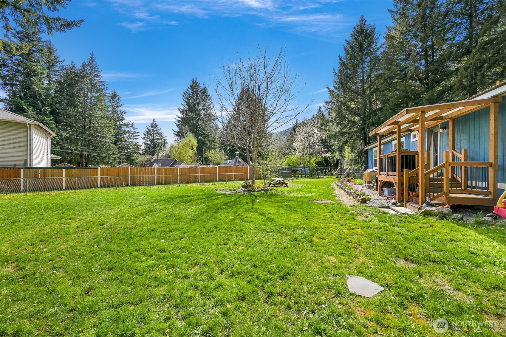 8118 Pony Express Way Maple Falls, WA 98266 - Photo 24 of 40