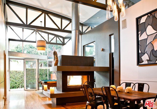 8735 Dorrington Avenue West Hollywood, CA 90048 - Photo 7 of 18