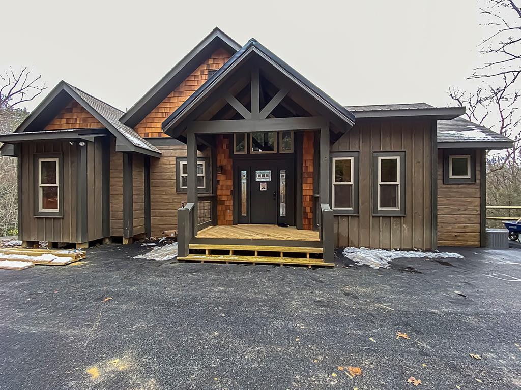 613 Big Bear Ridge Road Sevierville, TN 37876 - Photo 3 of 54 Gallery Image 3
